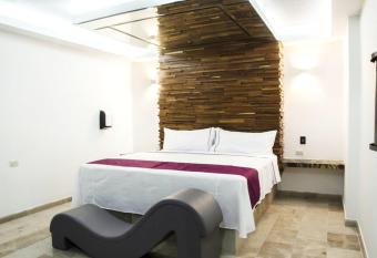 Motel Moon allows 18 year olds to book a room