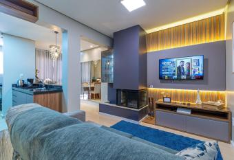 Apartamento Canela Blue 2 minutos da Catedral allows 18 year olds to book a room