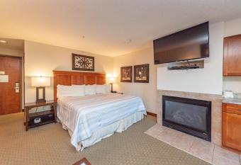 A123 Studio Lake View has Balcony rooms