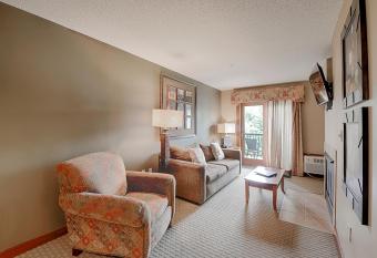 A207 One Bedroom Lake View has Balcony rooms