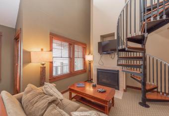 A315 Studio & Loft Lake View has Balcony rooms