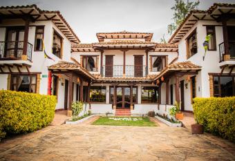 El Pozzo Hotel Campestre allows 18 year olds to book a room