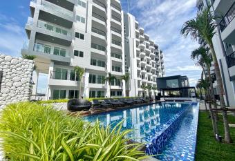 Mantra Beach Condominium Suite - Mae Phim has Balcony rooms