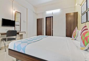 Hotel Pioneer allows 18 year olds to book a room