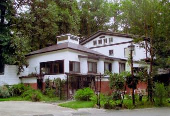 pensin hakuba70 allows 18 year olds to book a room