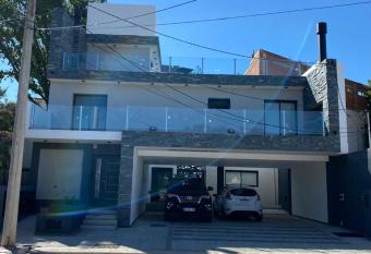 ALEM LANE has Balcony rooms