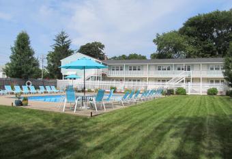 The Escape Inn allows 18 year olds to book a room