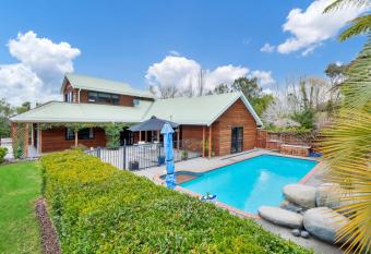 Dangela Boutique Lodge has Balcony rooms