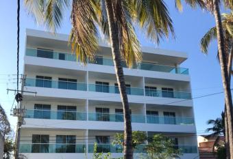 APARTASUITES RAMASA allows 18 year olds to book a room