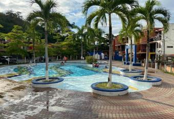 Apartasol El Encanto has Balcony rooms