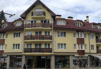 BOROVETS Royal Plaza - A409 has Balcony rooms
