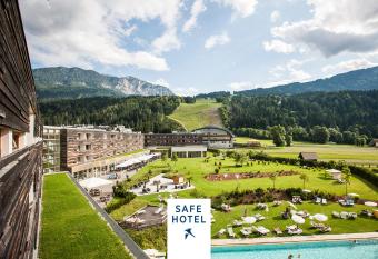 Falkensteiner Hotel & Spa Carinzia allows 18 year olds to book a room