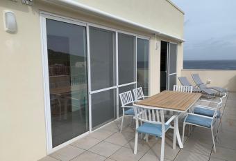 Seabreeze penthouse has Balcony rooms