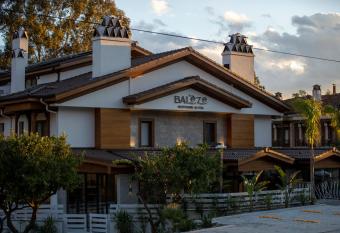 Bal  ze Boutique Hotel - Adults Only has Balcony rooms