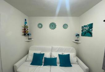 Turquoise Heaven has Balcony rooms