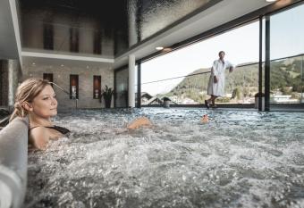 Post Seefeld Hotel & SPA has Balcony rooms