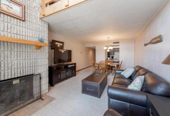 303D Two Bedroom Two Bath has Balcony rooms