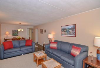 309B One Bedroom One Bath has Balcony rooms