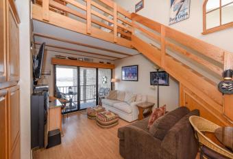 706H Studio Loft One Bath has Balcony rooms