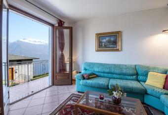 casa chiara has Balcony rooms