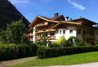 Apart Austria has Balcony rooms