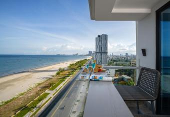 Nguyen Gia Hotel allows 18 year olds to book a room