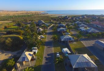 Alte Brucke Holiday Resort allows 18 year olds to book a room