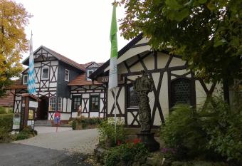 Landhotel Vierjahreszeiten has Balcony rooms