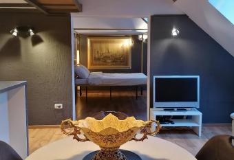 Amazing Savoya nr1 Loft Old City Center Self check-in allows 18 year olds to book a room