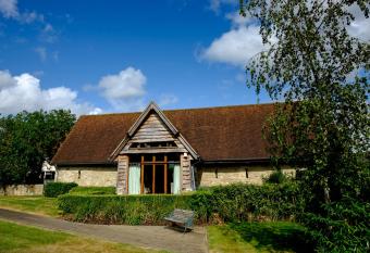 Sabine Barn allows 18 year olds to book a room