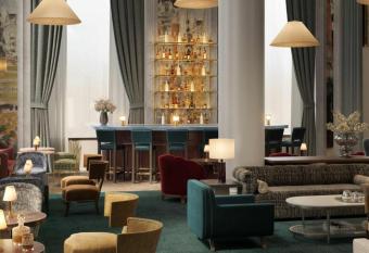 The Wall Street Hotel allows 18 year olds to book a room