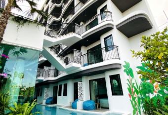 Poolrada Boutique Hotel - SHA Plus has Balcony rooms