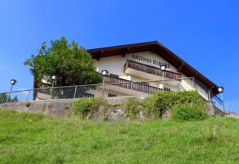 Gasthof   lberg has Balcony rooms