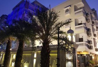 Hotel Grand Lotus Inn has Balcony rooms