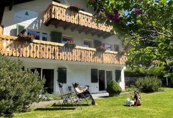 Black Forest Dream Apartments has Balcony rooms