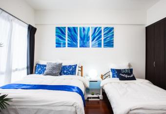                                                 10                        8    has Balcony rooms