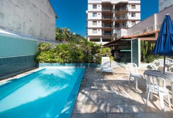 Excelente cobertura duplex a 2 quadras da Praia do Forte com 4 quartos allows 18 year olds to book a room