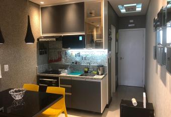 Flat Vip 5 Estrelas Granja Vianna Luxuoso e Sofisticado Alto Padr  o Anim  lia Park! has Balcony rooms