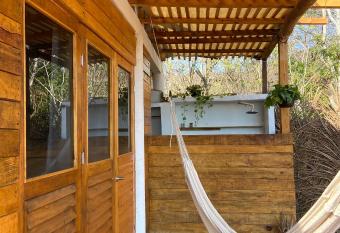 Mixtli Ecohouse has Balcony rooms