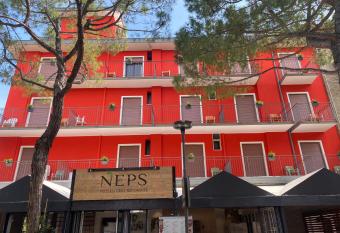 Hotel Neps - Nuova Gestione has Balcony rooms