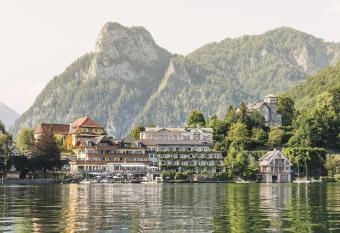 Seehotel Das Traunsee allows 18 year olds to book a room