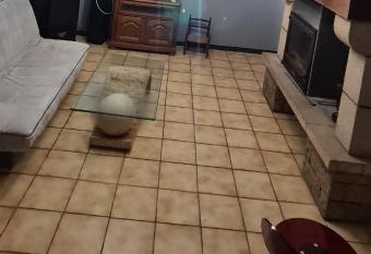 les jonquilles has Balcony rooms