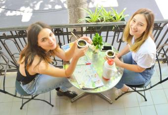 Reina Madre Hostel allows 18 year olds to book a room