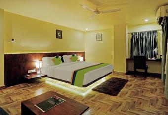 Treebo Trend Golden Nest allows 18 year olds to book a room