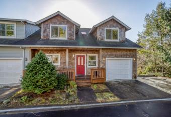 Moon Over Manzanita MCA 1549 has Balcony rooms