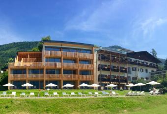 Hotel Ansitz Haidenhof has Balcony rooms