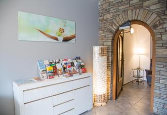 Salzburg Hotel Lilienhof allows 18 year olds to book a room