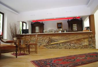 Porta Colonia has Balcony rooms