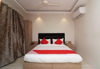 OYO Flagship Easy Homes allows 18 year olds to book a room