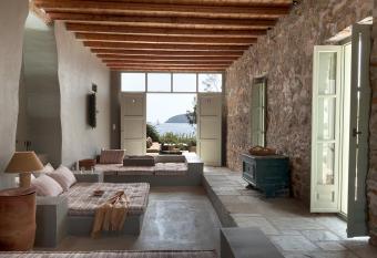 Nature Eco Living Serifos allows 18 year olds to book a room